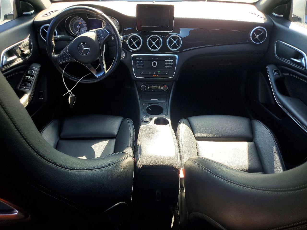 2016 MERCEDES-BENZ CLA 250 4MATIC photo 22
