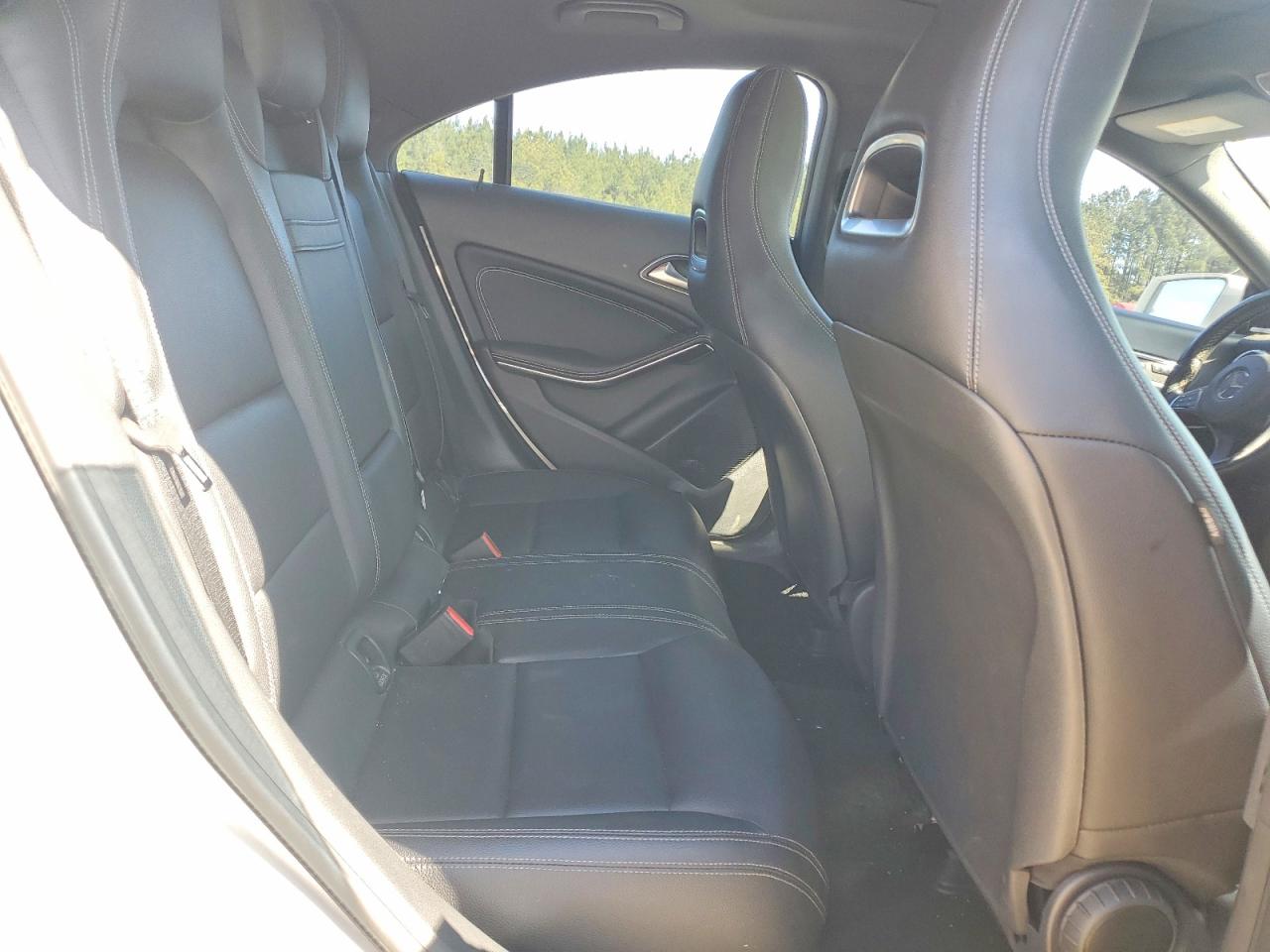 2016 MERCEDES-BENZ CLA 250 4MATIC photo 28