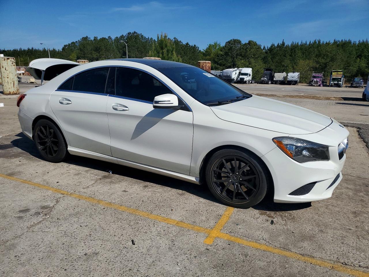 2016 MERCEDES-BENZ CLA 250 4MATIC photo 10