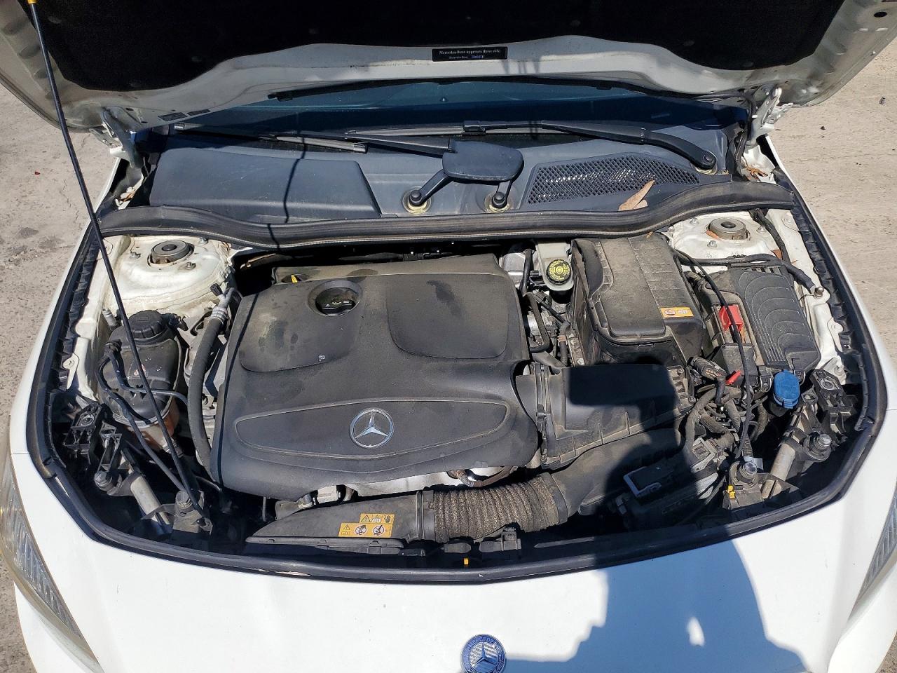 2016 MERCEDES-BENZ CLA 250 4MATIC photo 31