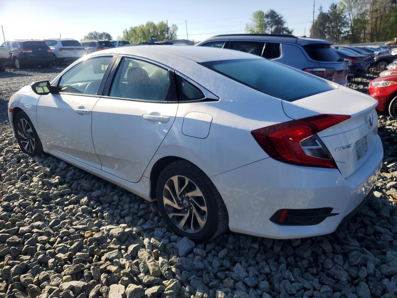 2016 HONDA CIVIC EX photo 4