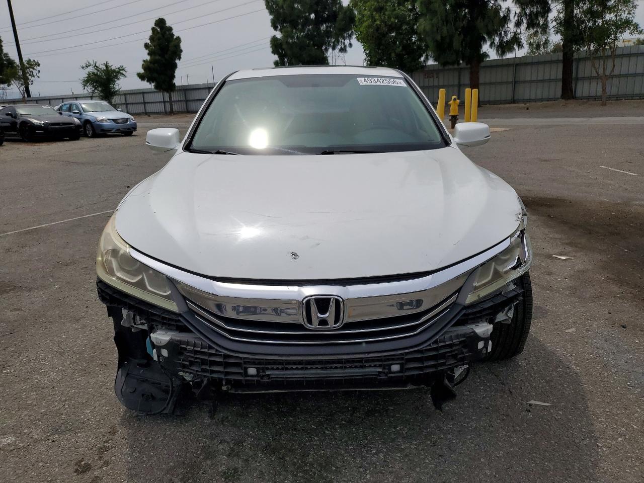 2016 HONDA ACCORD EX photo 9