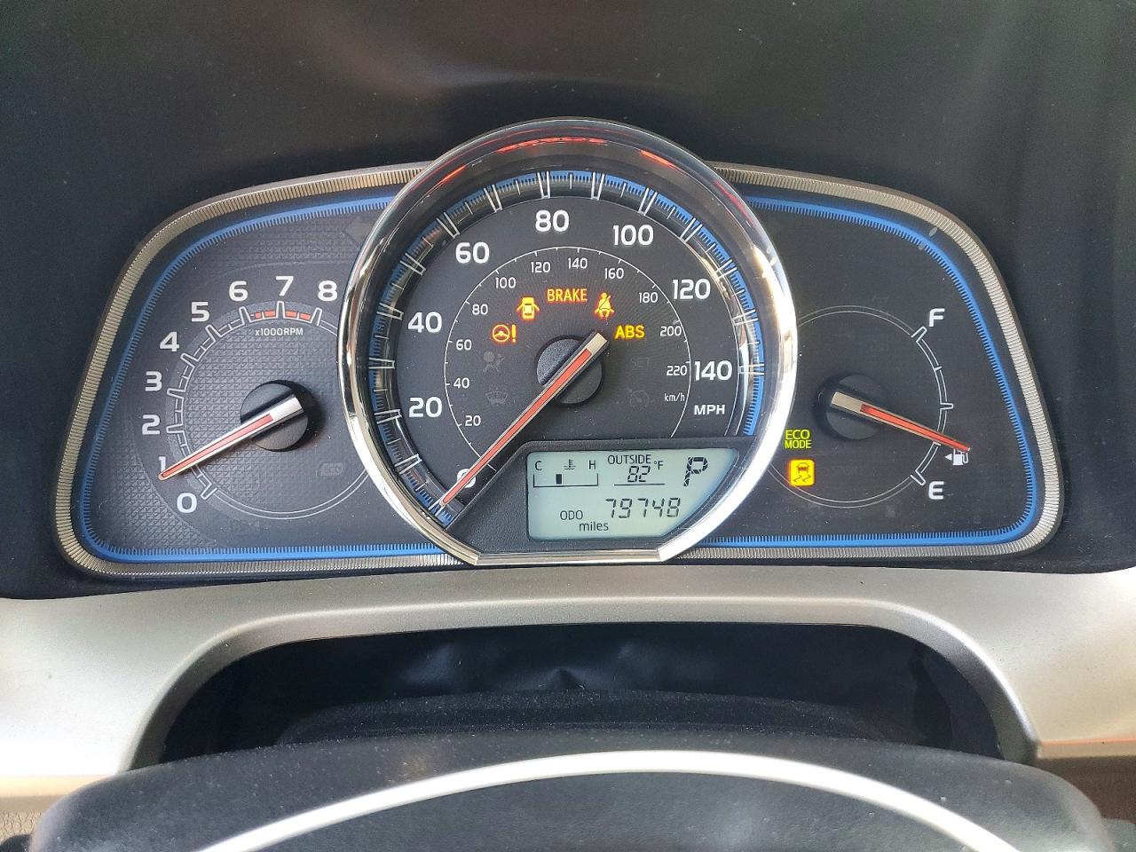 2013 TOYOTA RAV4 LIMITED photo 9