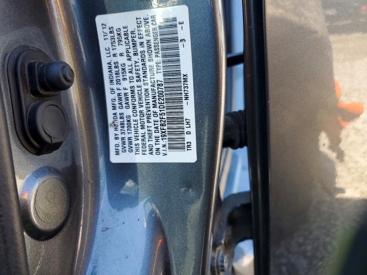 2013 HONDA CIVIC LX photo 34