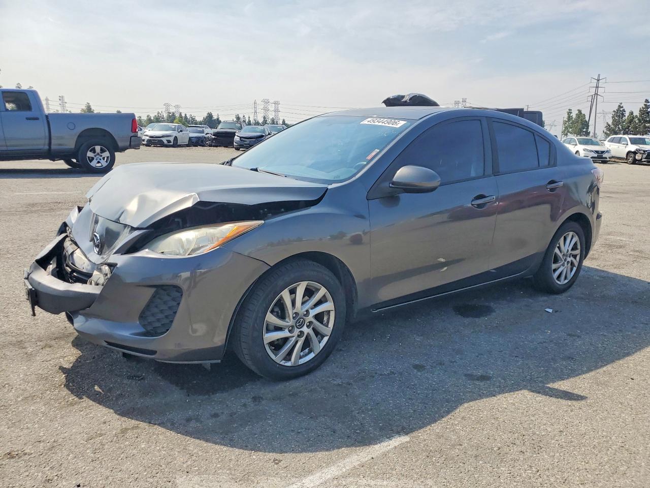 2013 MAZDA 3