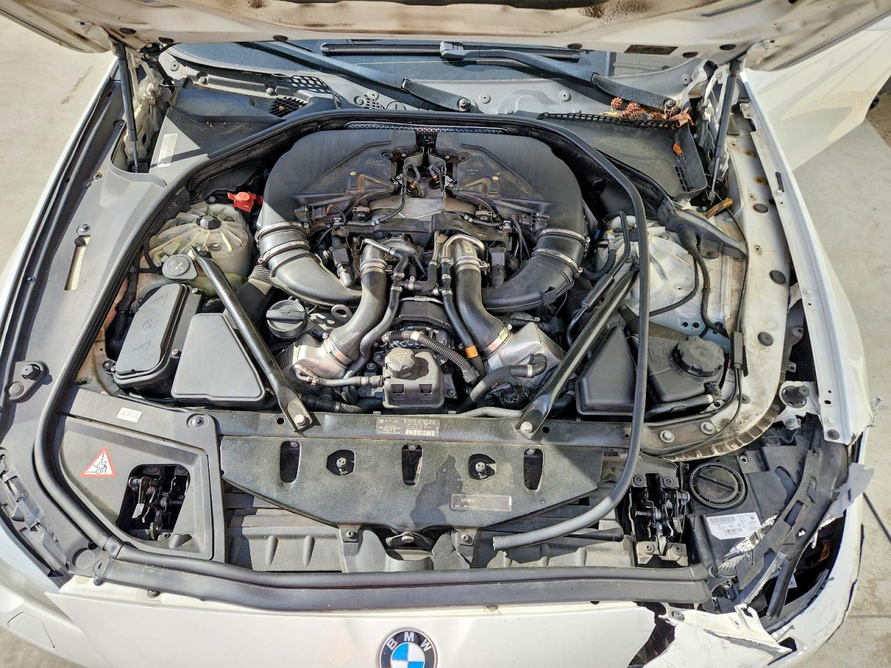 2011 BMW 550 I photo 31