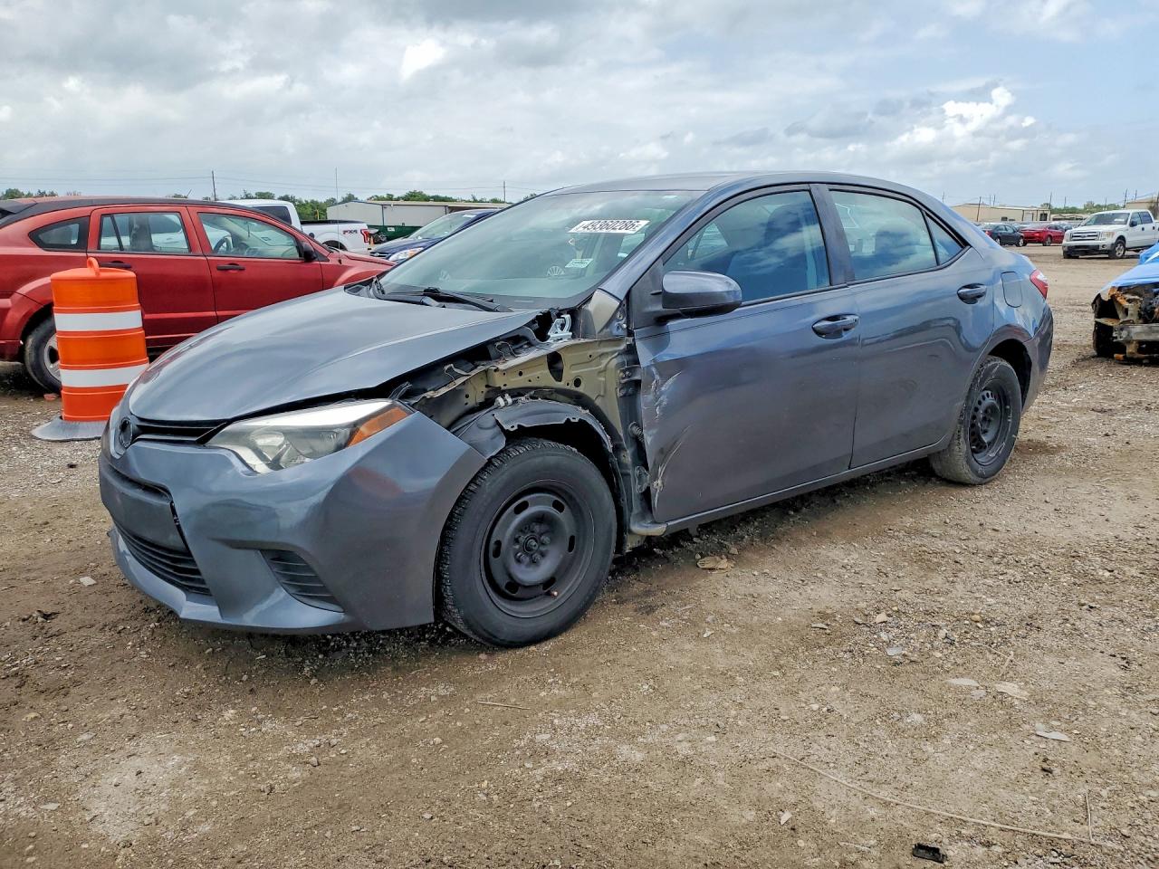 2015 TOYOTA COROLLA
