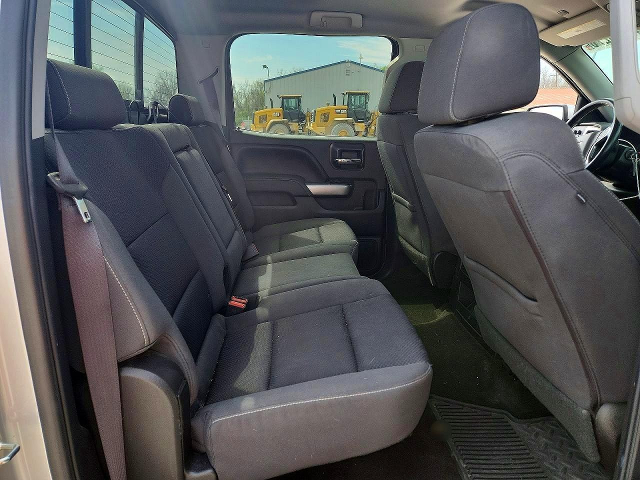 2017 CHEVROLET SILVERADO K1500 LT photo 28