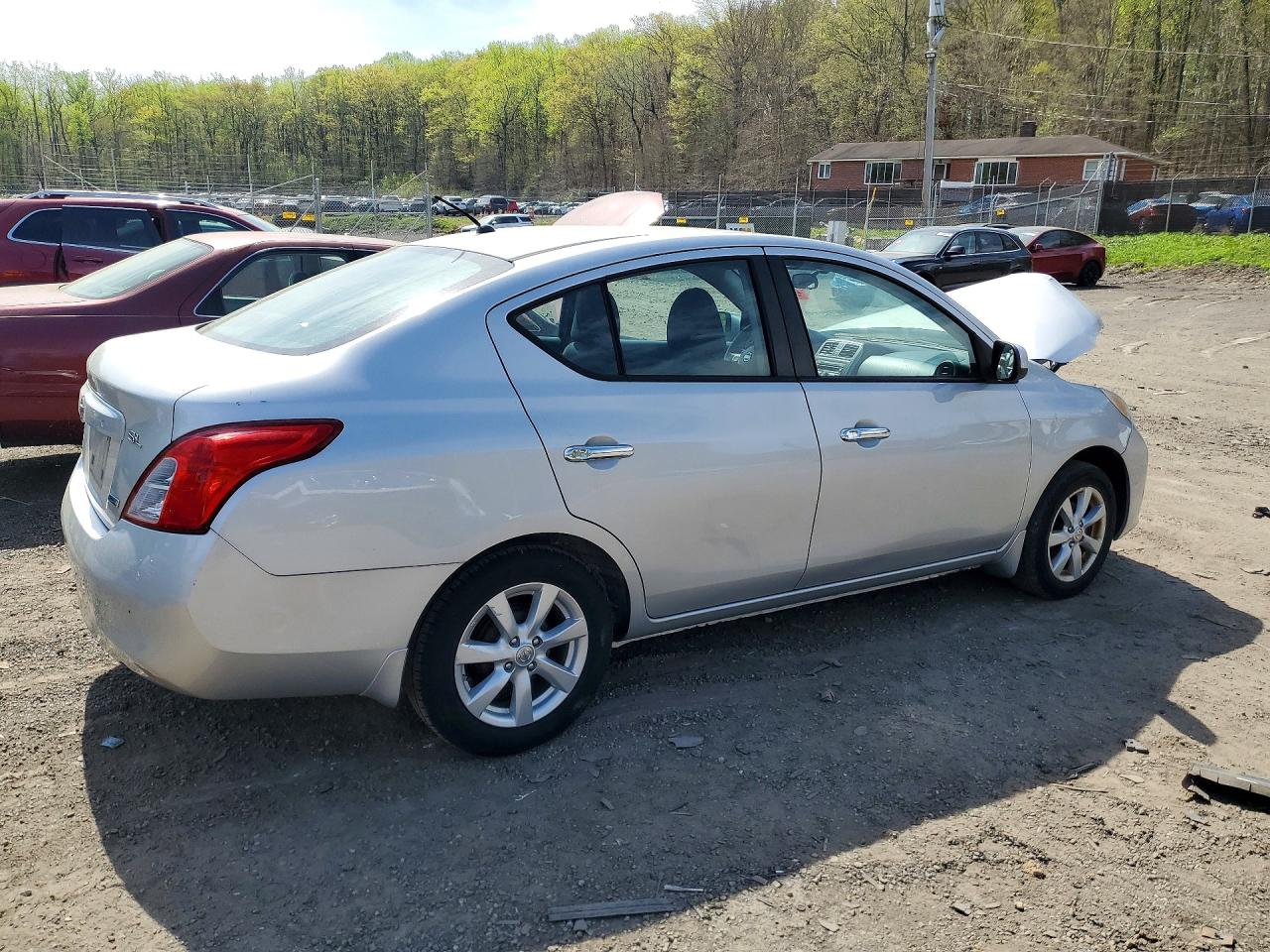 2012 NISSAN VERSA 1.6 S photo 5