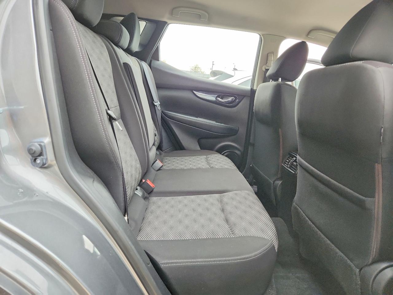2018 NISSAN ROGUE SPORT SV photo 31