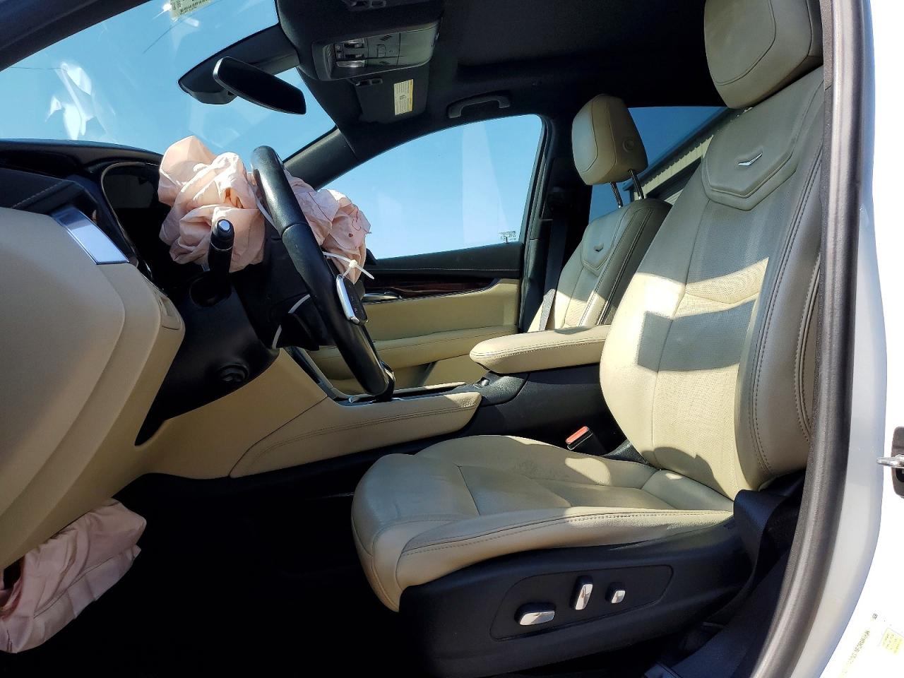 2018 CADILLAC XT5 LUXURY photo 13