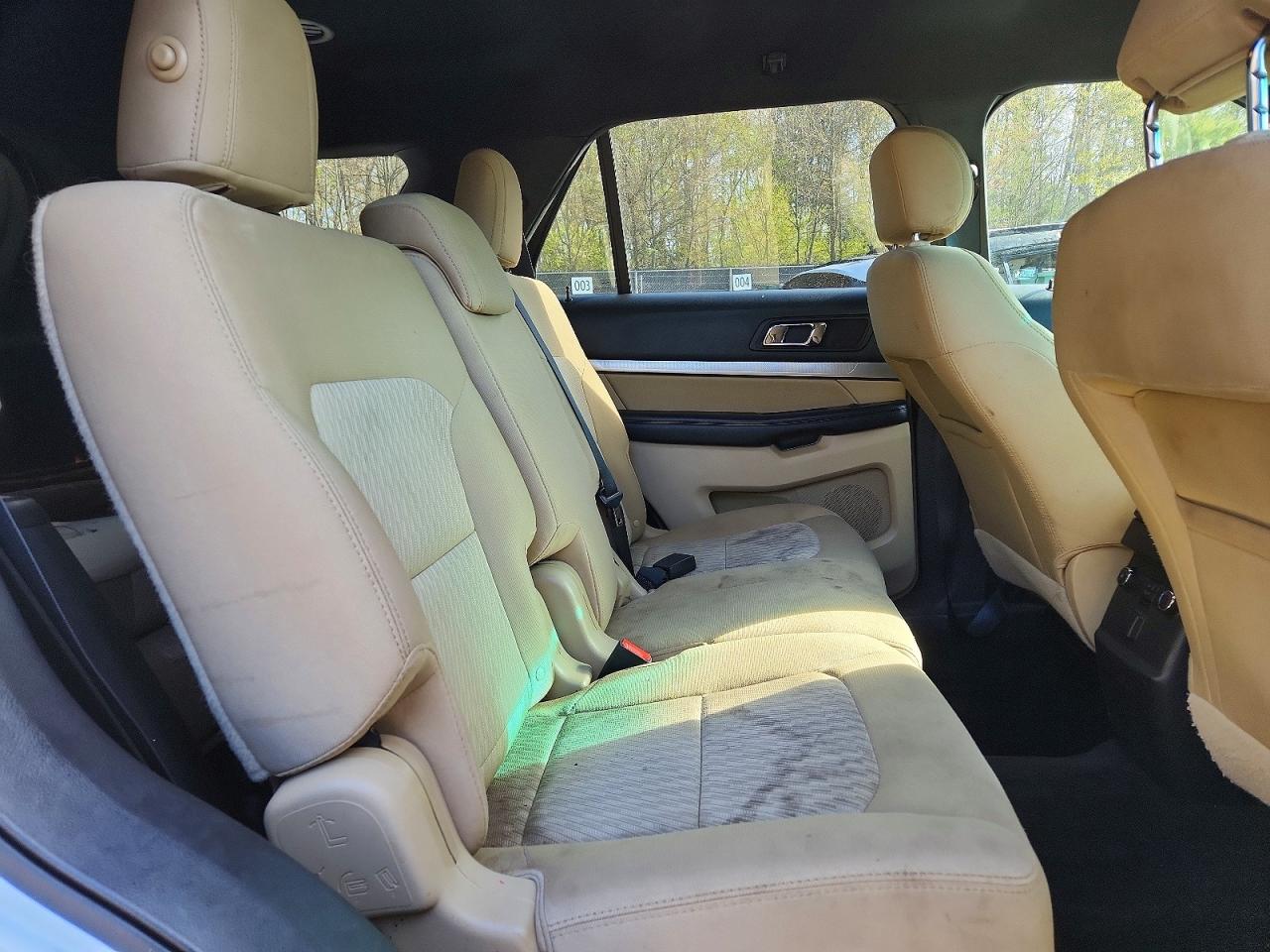 2017 FORD EXPLORER photo 31