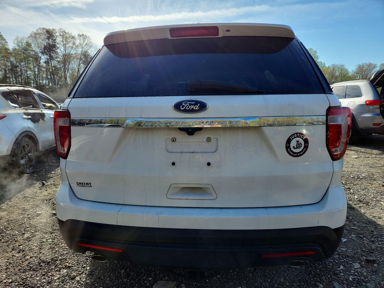 2017 FORD EXPLORER photo 16