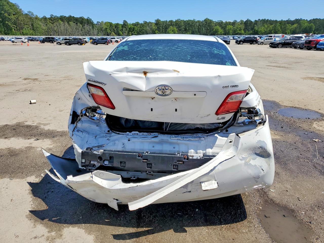 2008 TOYOTA CAMRY LE photo 16