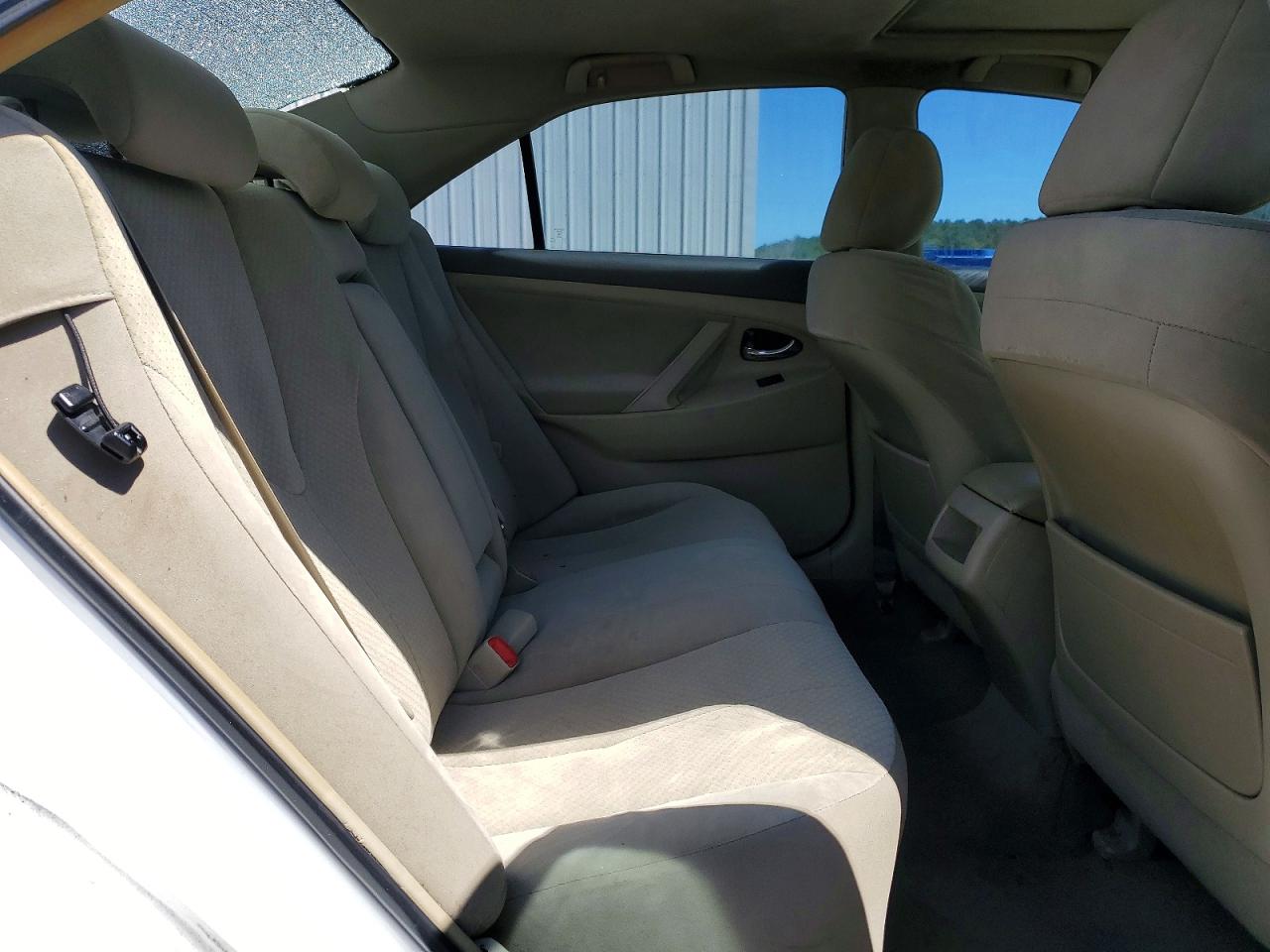 2008 TOYOTA CAMRY LE photo 28