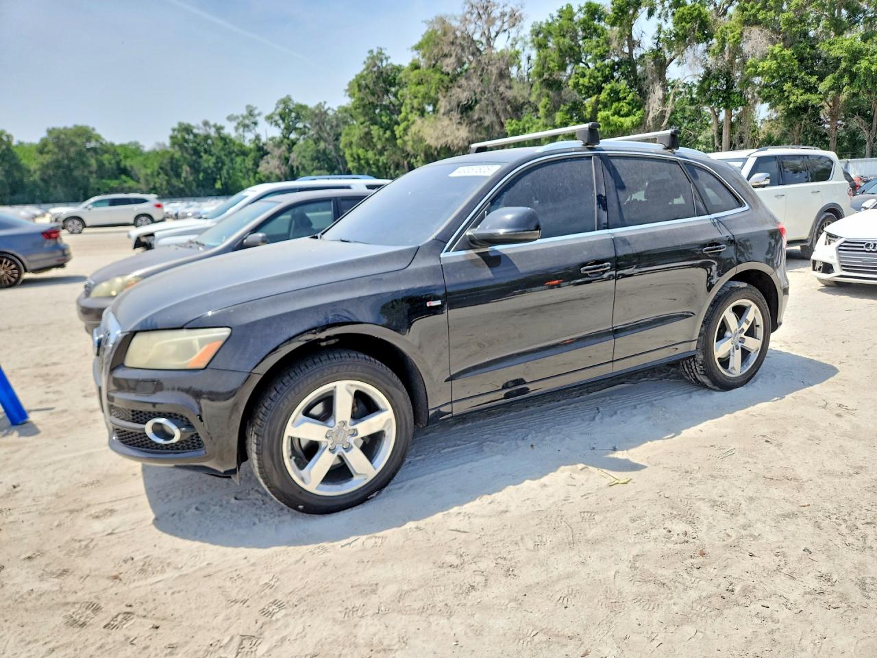 2011 AUDI Q5
