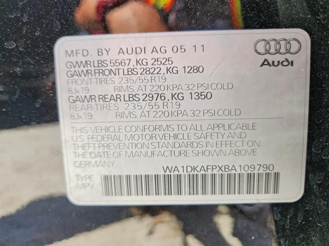 2011 AUDI Q5 PREMIUM PLUS photo 25