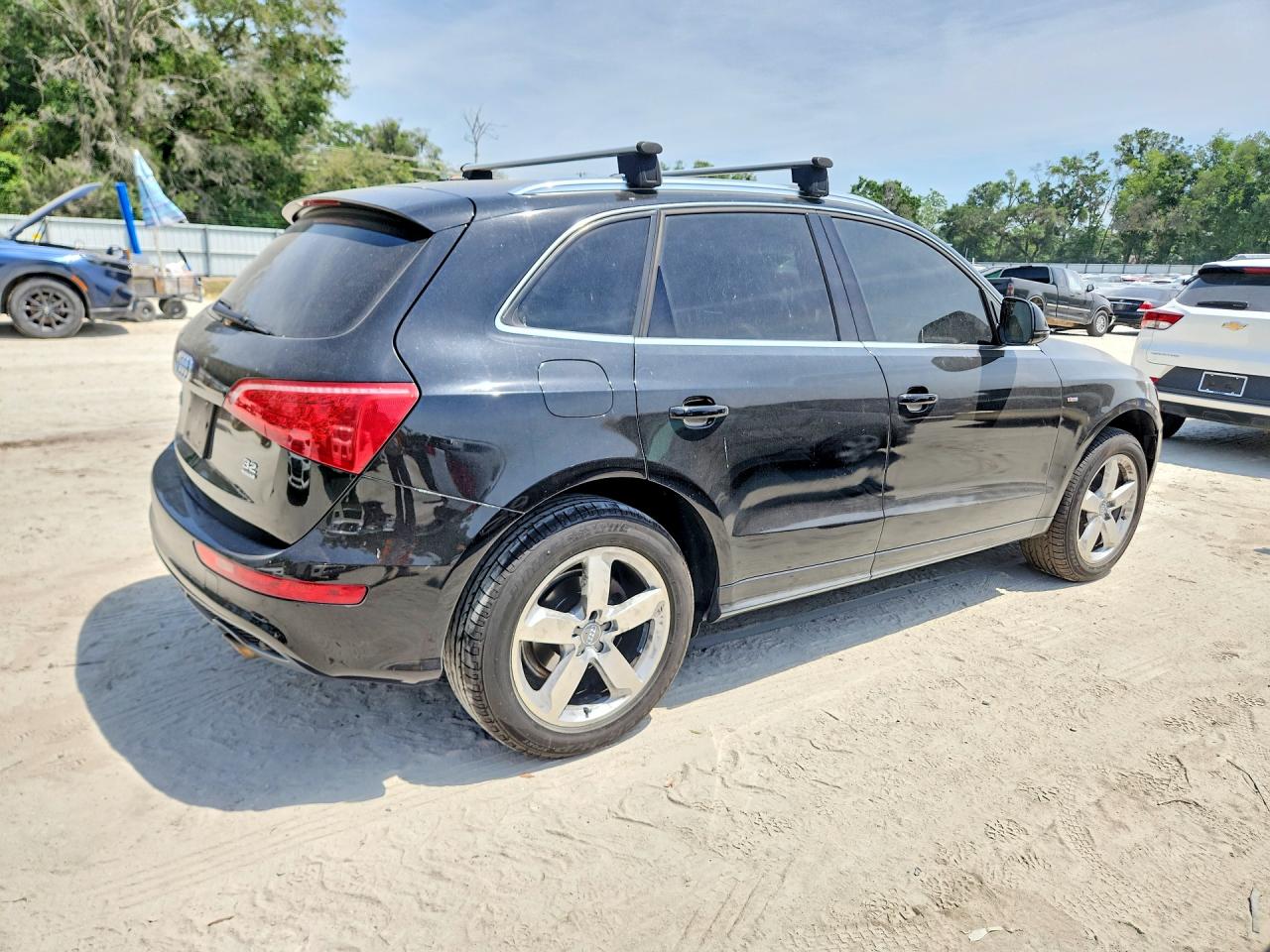 2011 AUDI Q5 PREMIUM PLUS photo 5