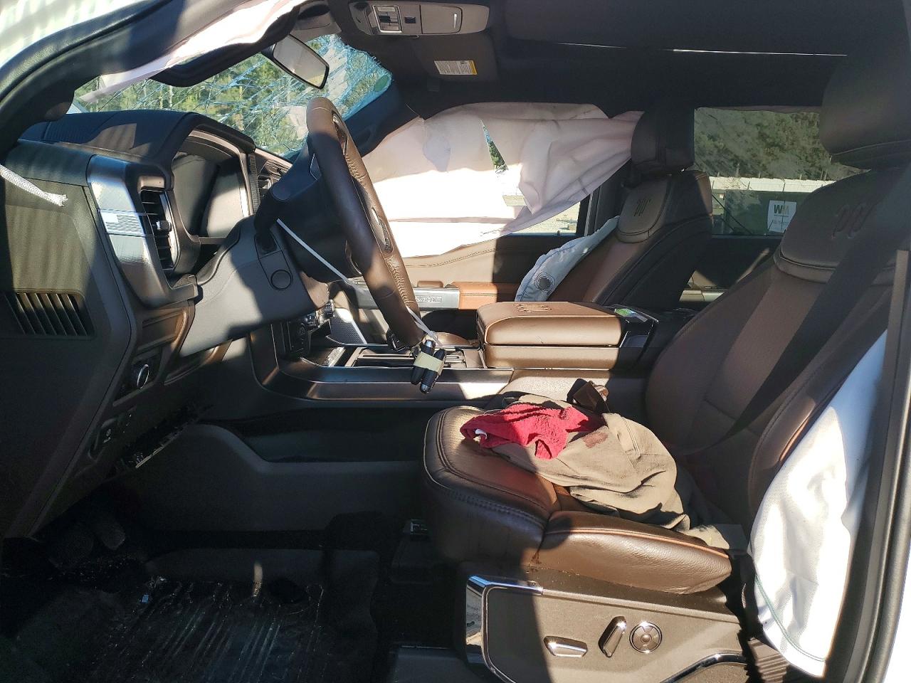 2025 FORD F150 KING RANCH photo 19