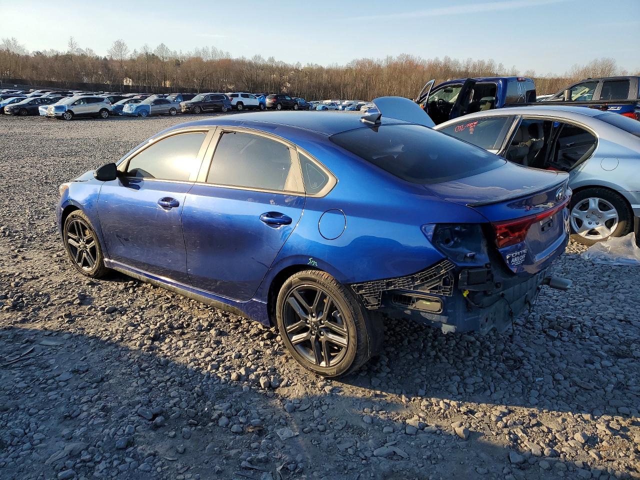 2020 KIA FORTE GT LINE photo 2