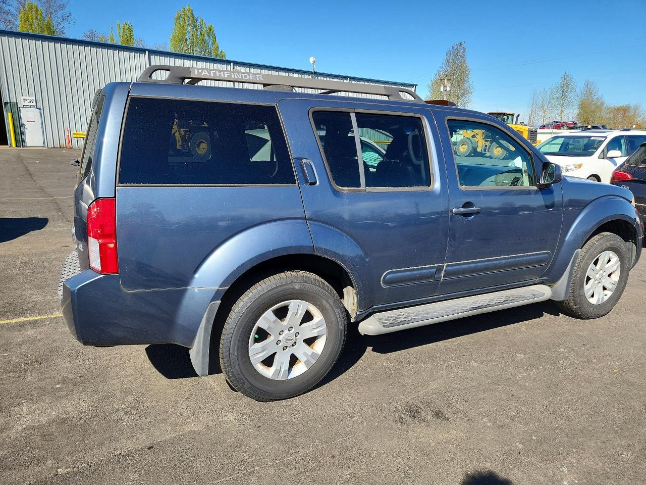 2007 NISSAN PATHFINDER S photo 5