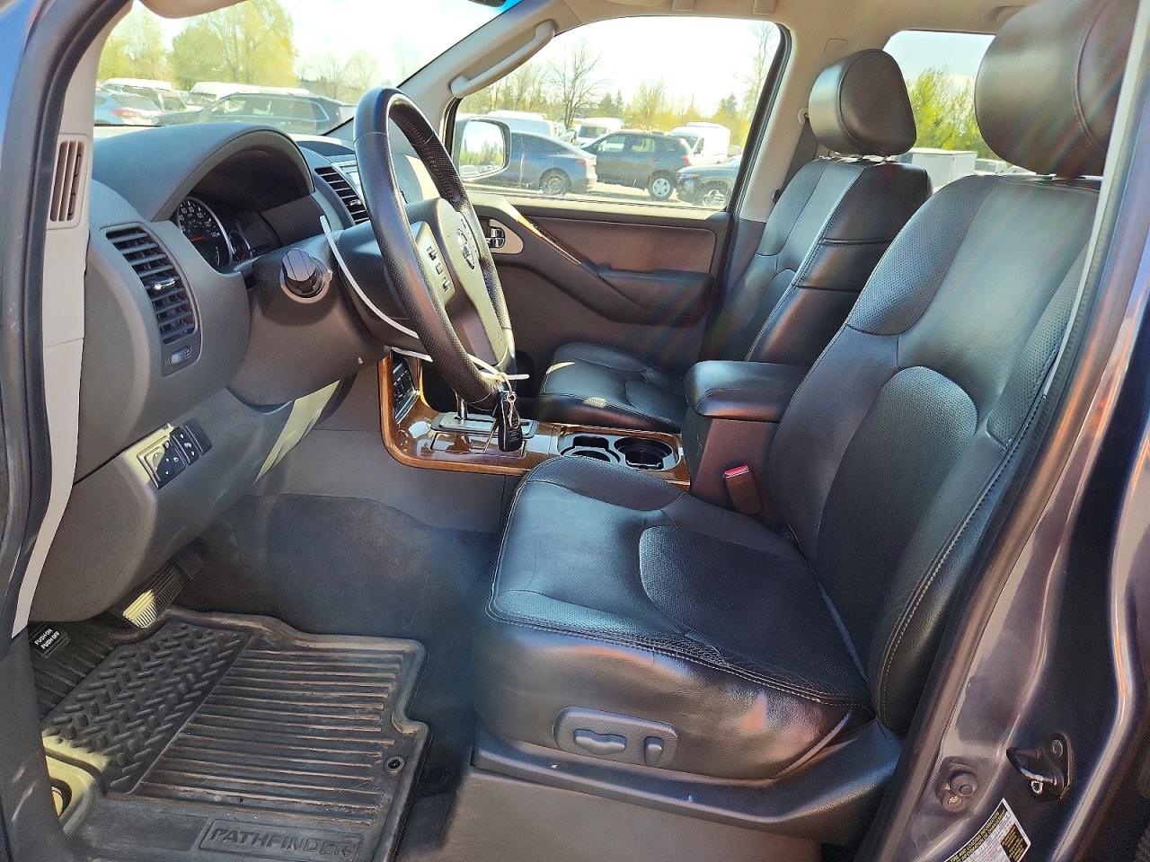 2007 NISSAN PATHFINDER S photo 13