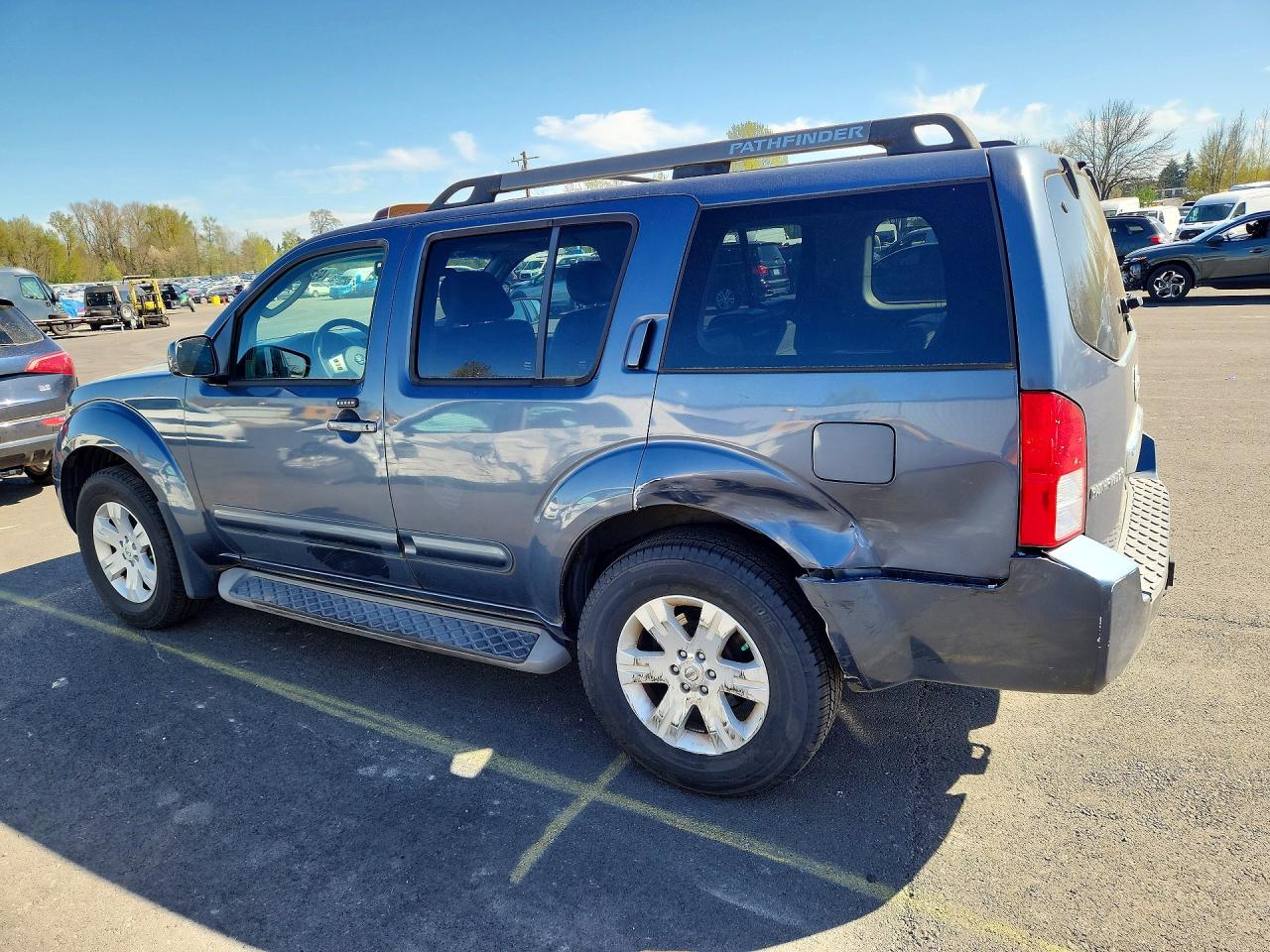 2007 NISSAN PATHFINDER S photo 3