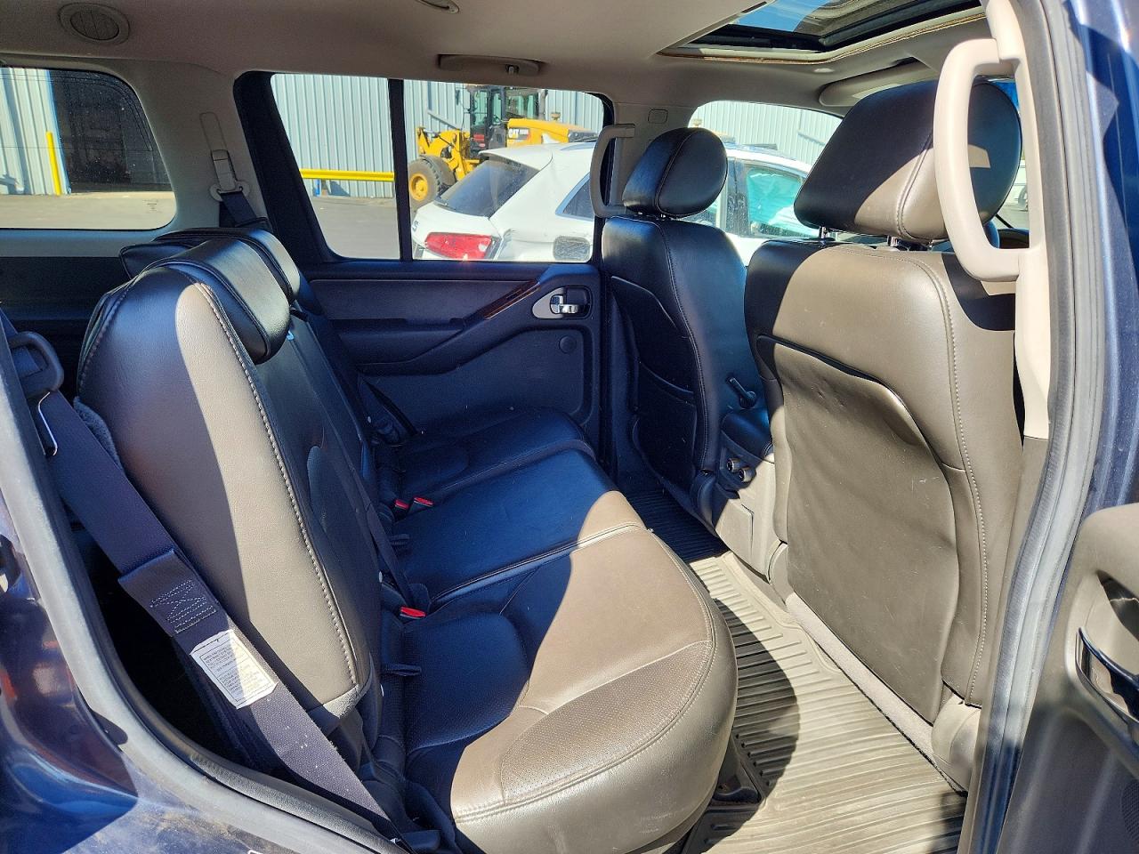 2007 NISSAN PATHFINDER S photo 19