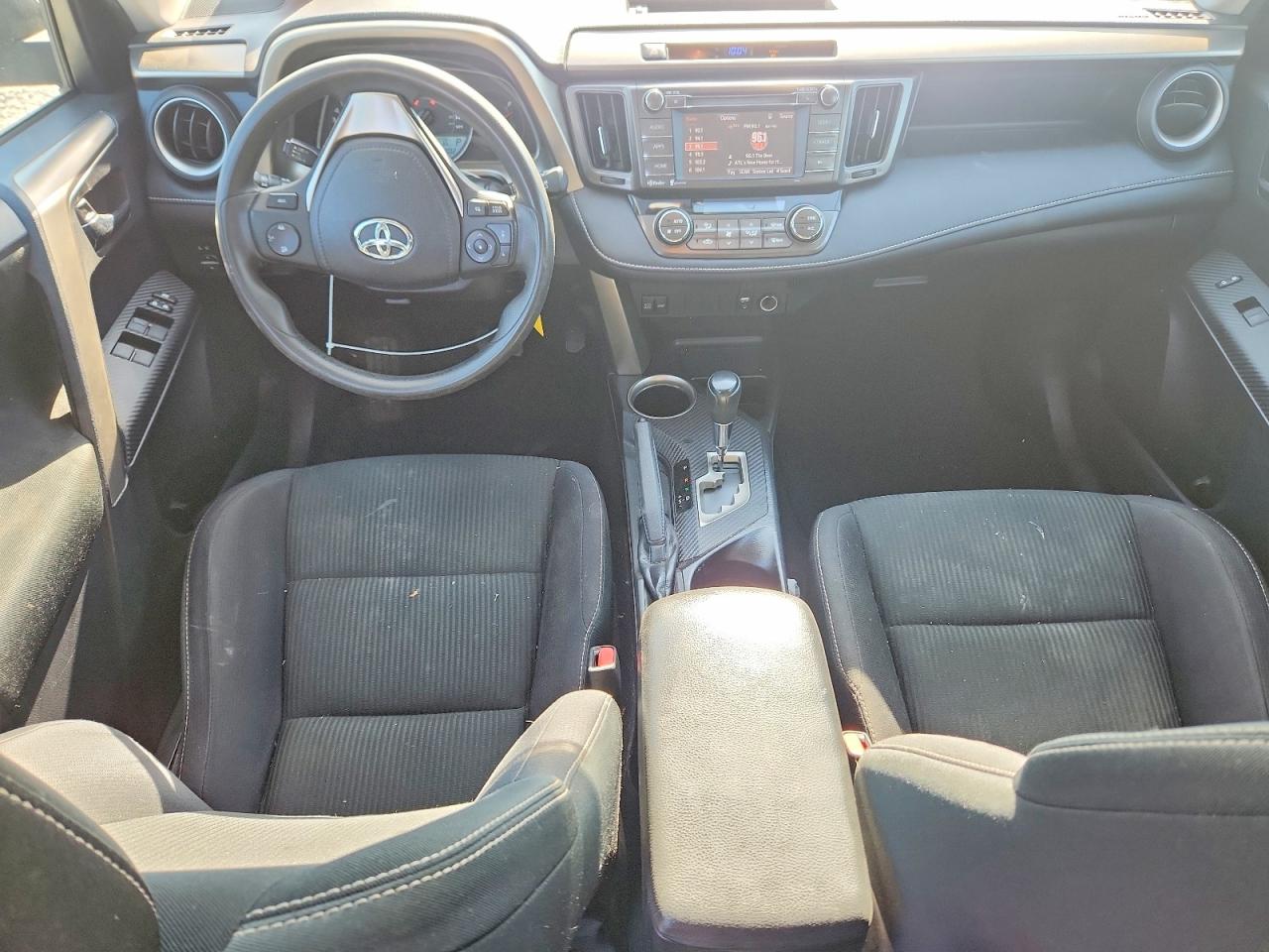 2014 TOYOTA RAV4 XLE photo 22