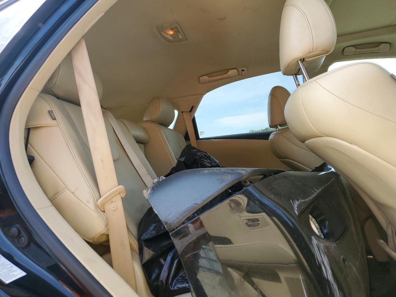 2011 LEXUS RX 350 photo 31