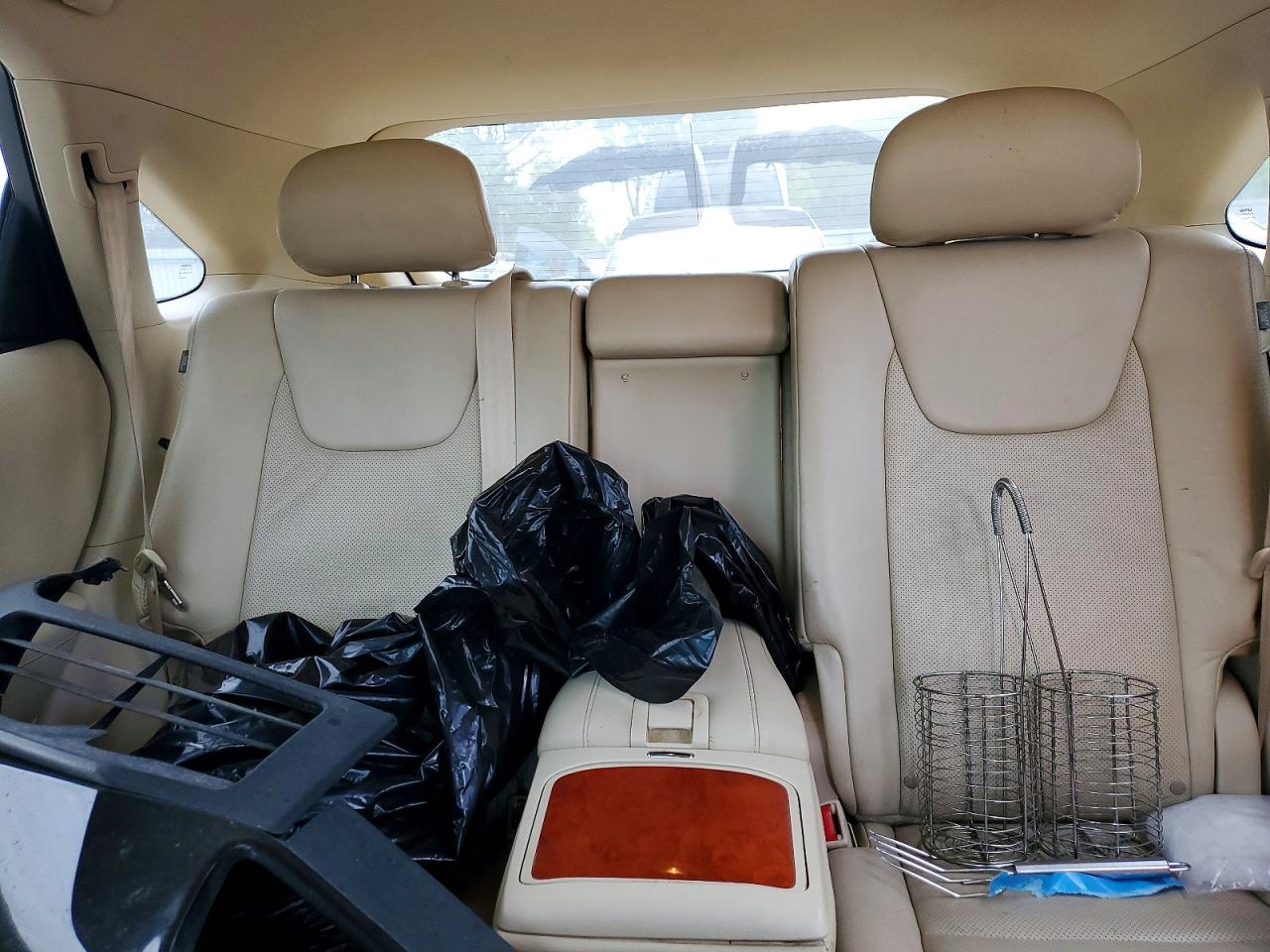 2011 LEXUS RX 350 photo 28
