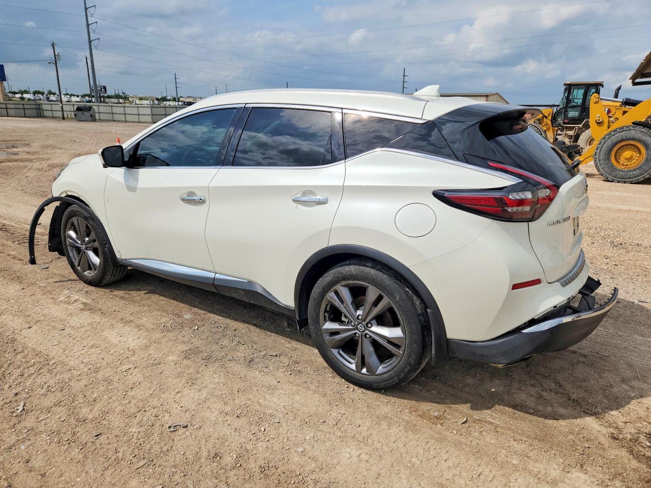 2020 NISSAN MURANO PLATINUM photo 3