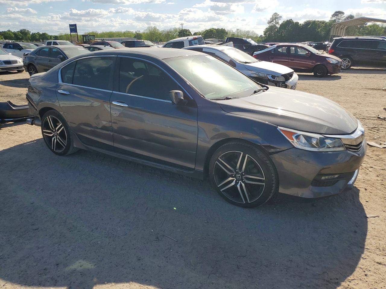 2017 HONDA ACCORD SPORT photo 4