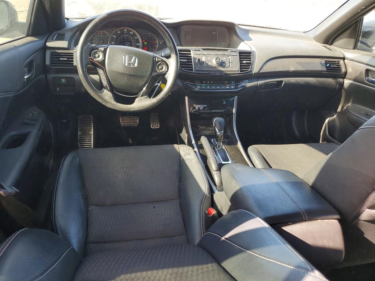 2017 HONDA ACCORD SPORT photo 8