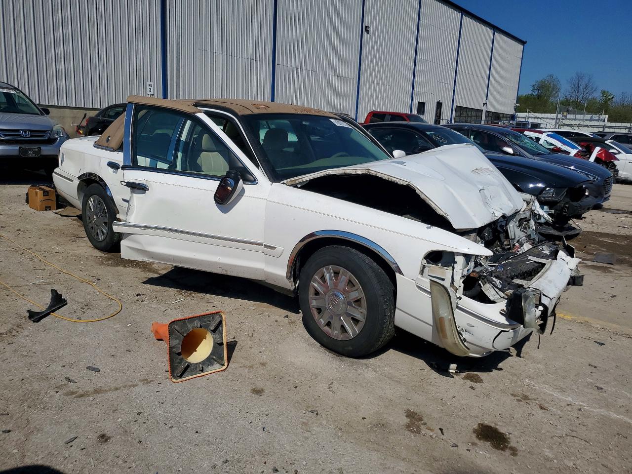 2007 MERCURY GRAND MARQUIS GS photo 4