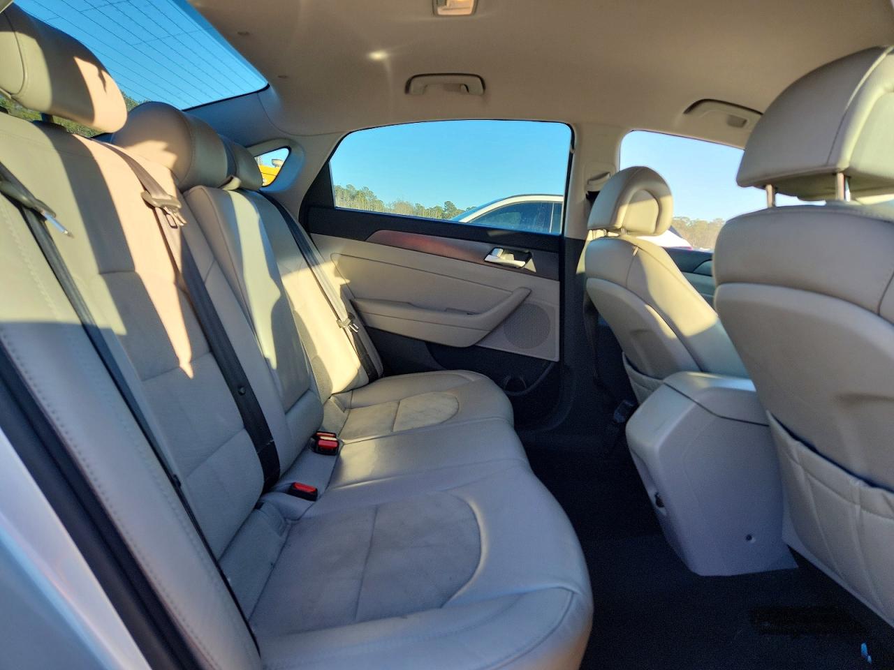 2015 HYUNDAI SONATA SPORT photo 28