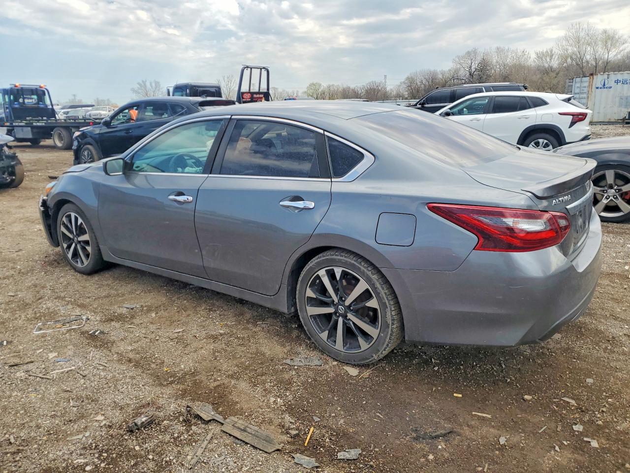 2018 NISSAN ALTIMA 2.5 SR photo 2
