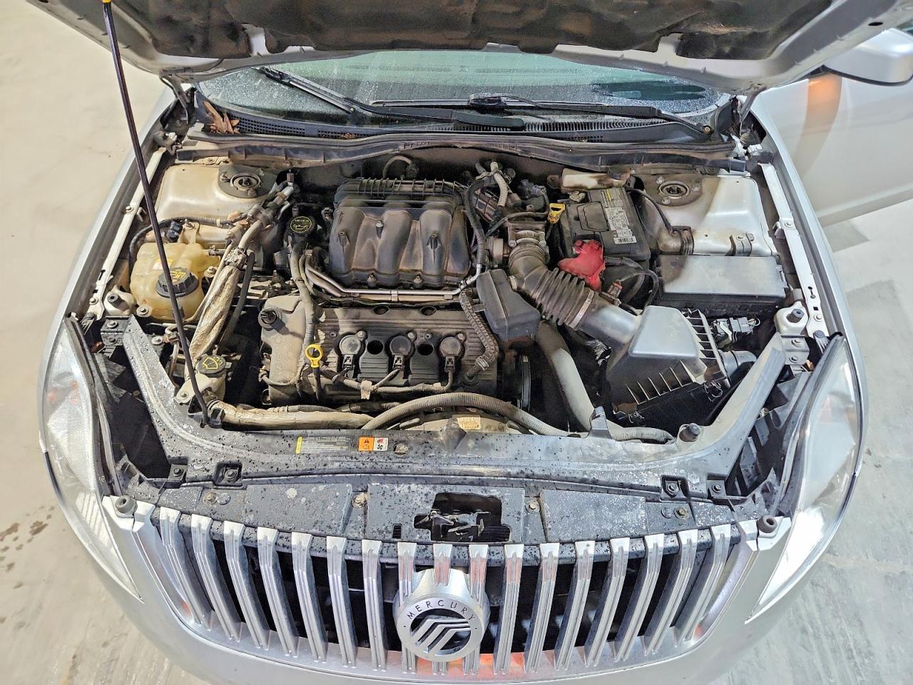 2010 MERCURY MILAN PREMIER photo 11