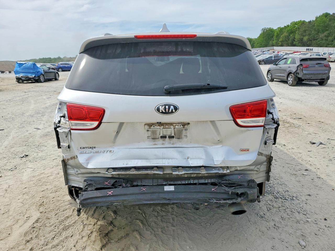 2016 KIA SORENTO LX photo 11