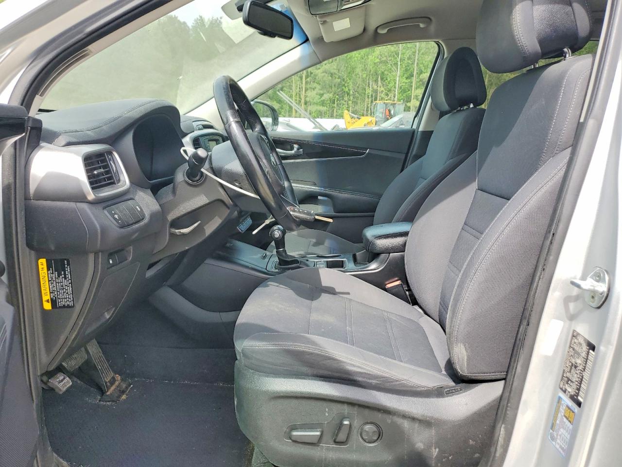 2016 KIA SORENTO LX photo 13