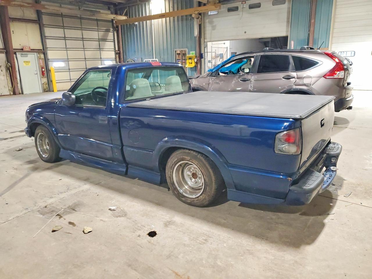2000 CHEVROLET S TRUCK S10 photo 3