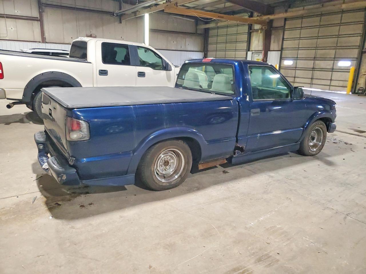 2000 CHEVROLET S TRUCK S10 photo 5