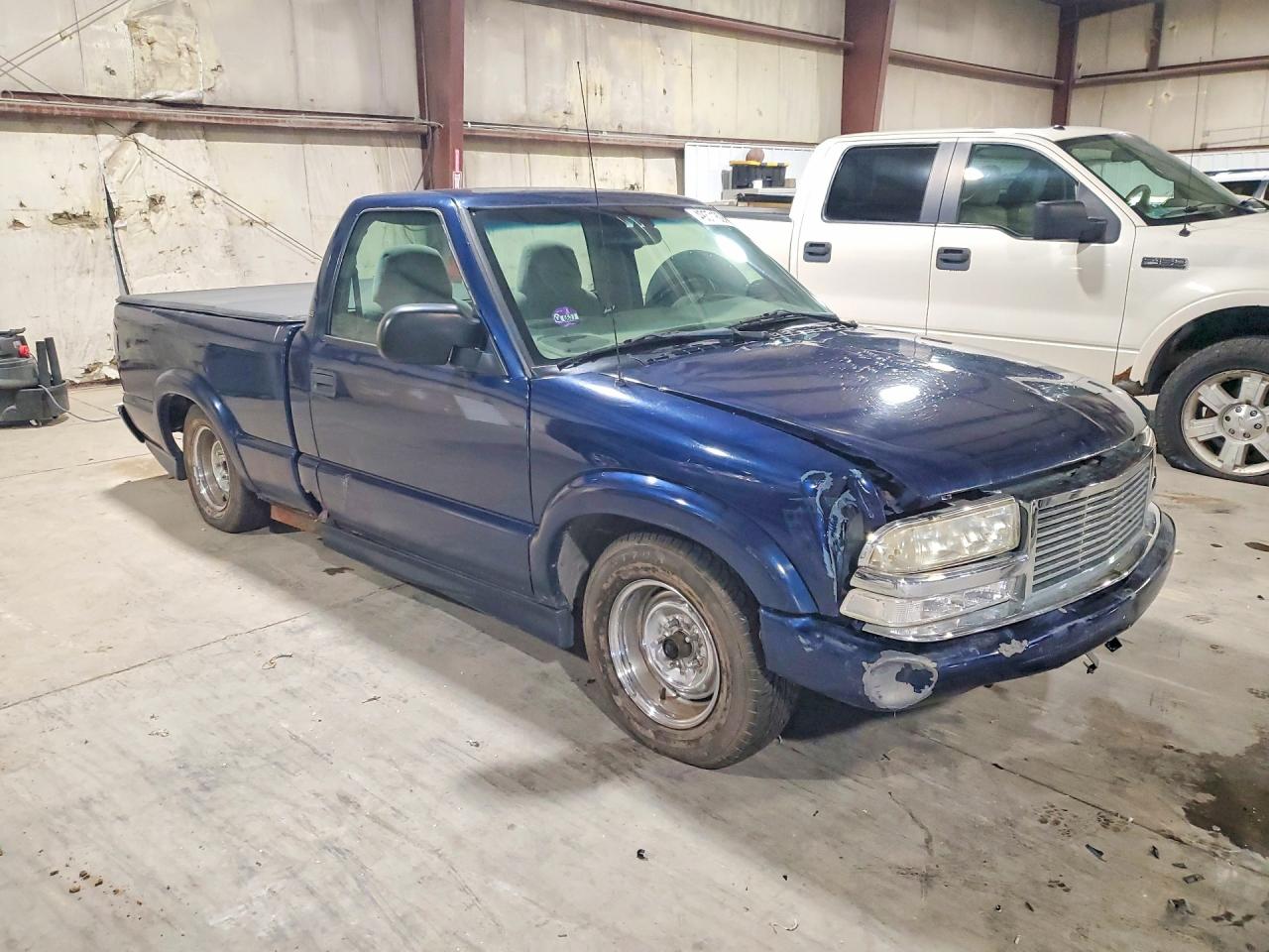 2000 CHEVROLET S TRUCK S10 photo 7