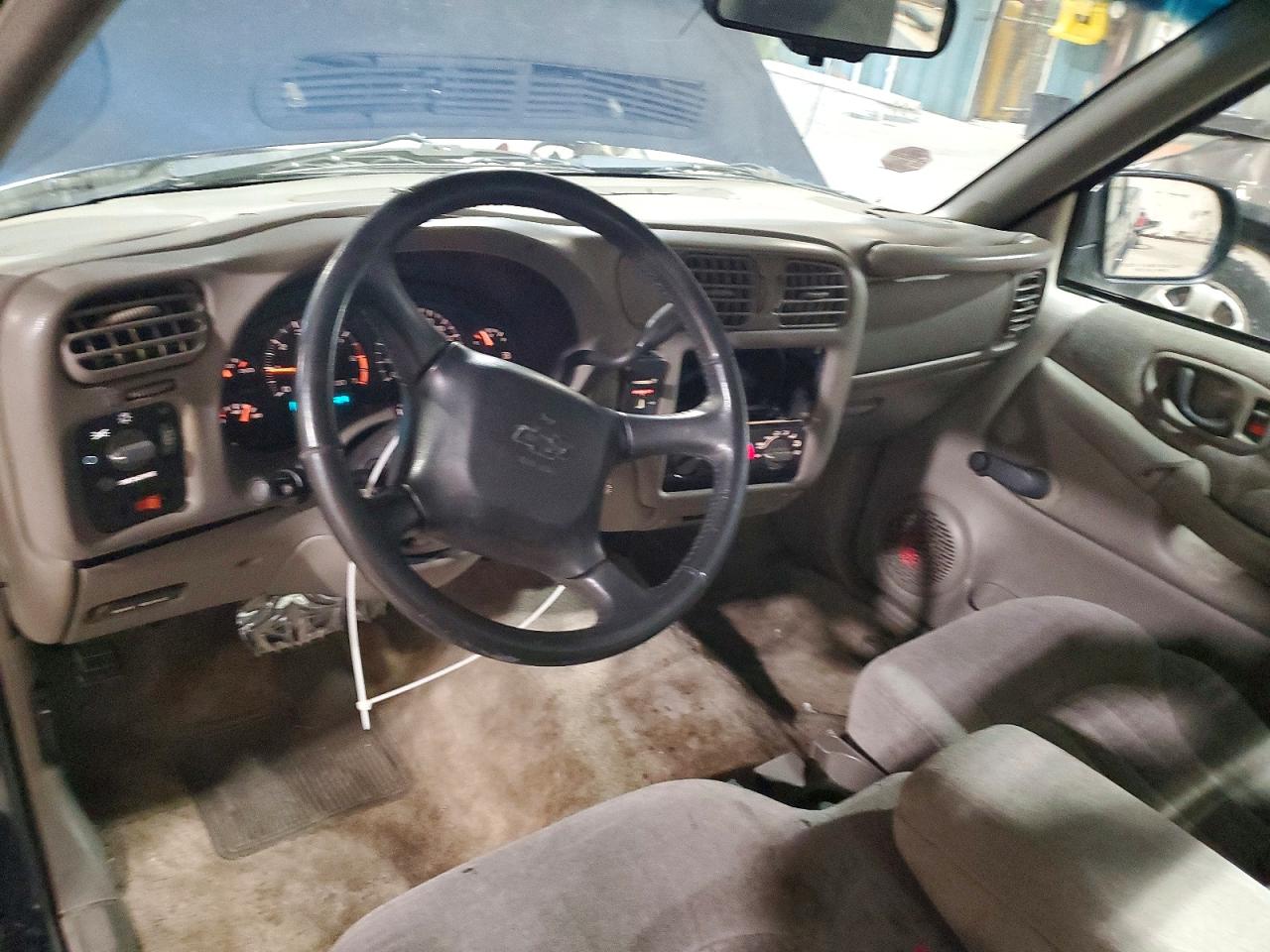 2000 CHEVROLET S TRUCK S10 photo 15