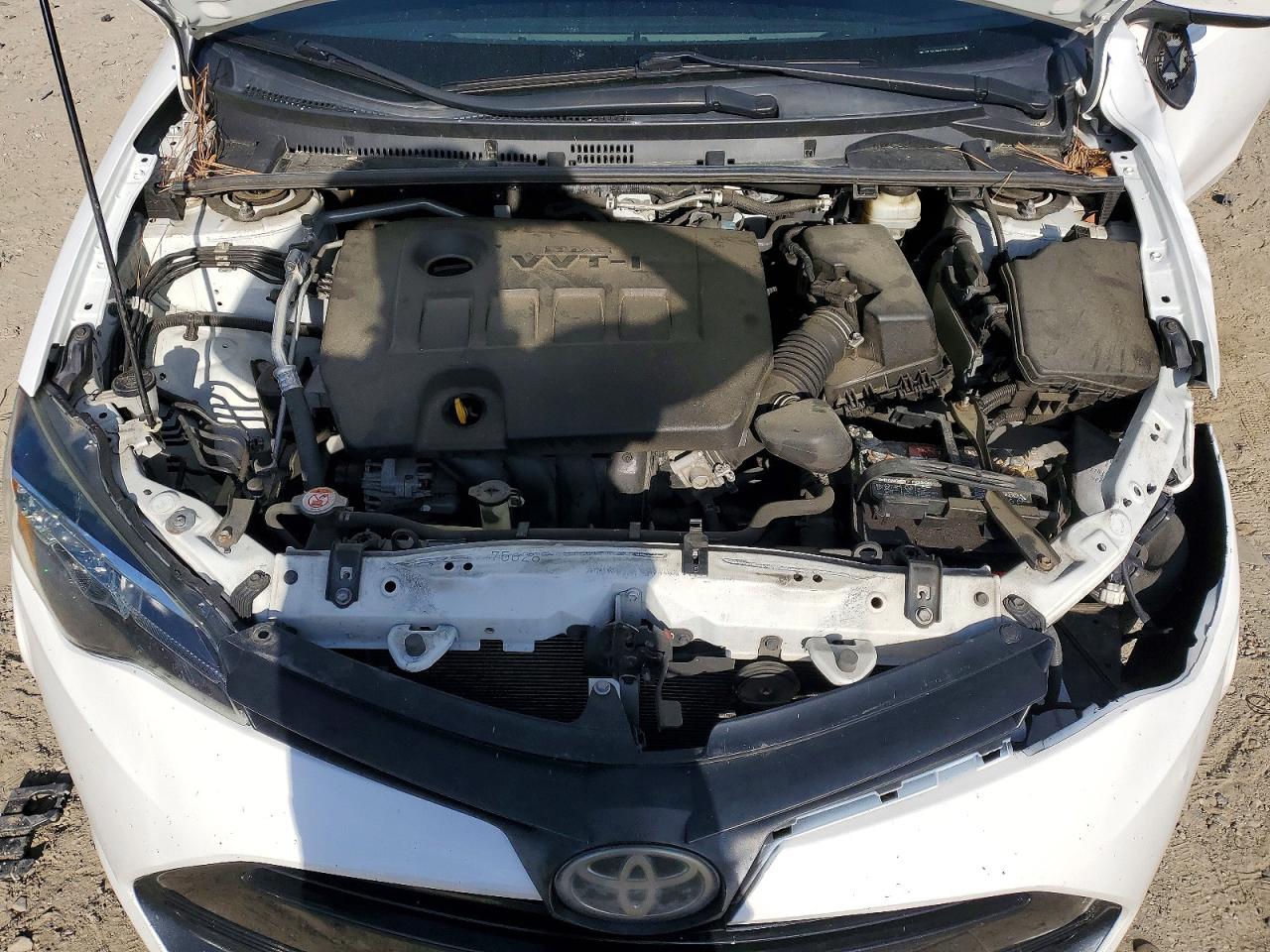 2019 TOYOTA COROLLA LE photo 11