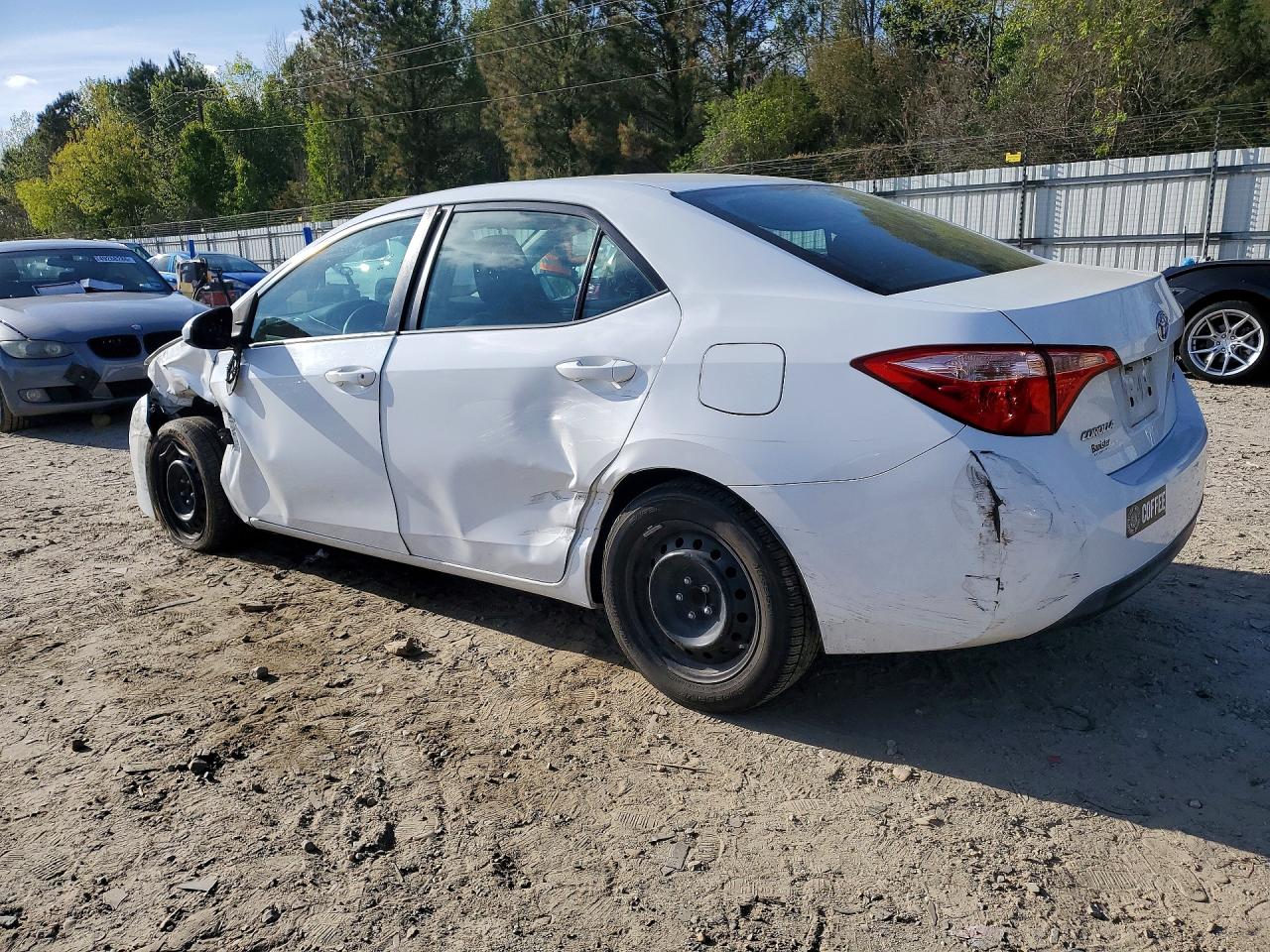 2019 TOYOTA COROLLA LE photo 2