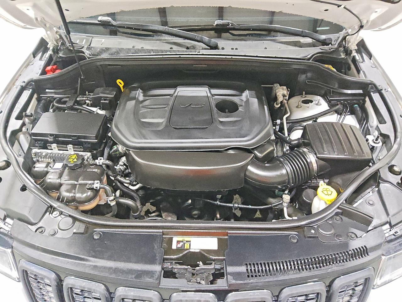 2019 JEEP GRAND CHEROKEE LIMITED photo 12