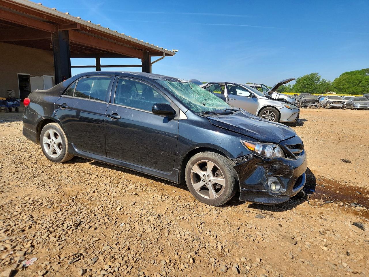 2013 TOYOTA COROLLA S photo 10