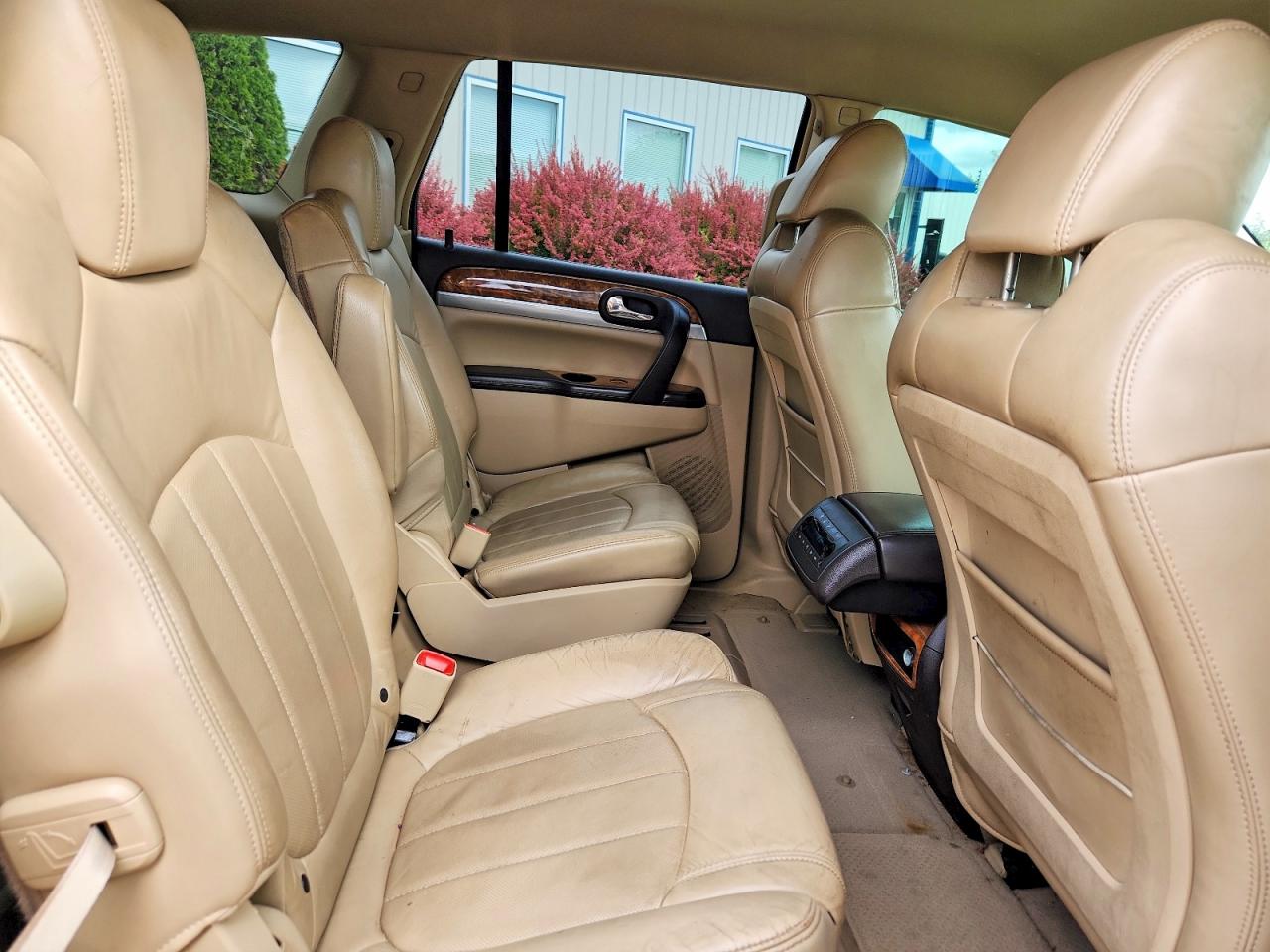 2008 BUICK ENCLAVE CXL photo 21