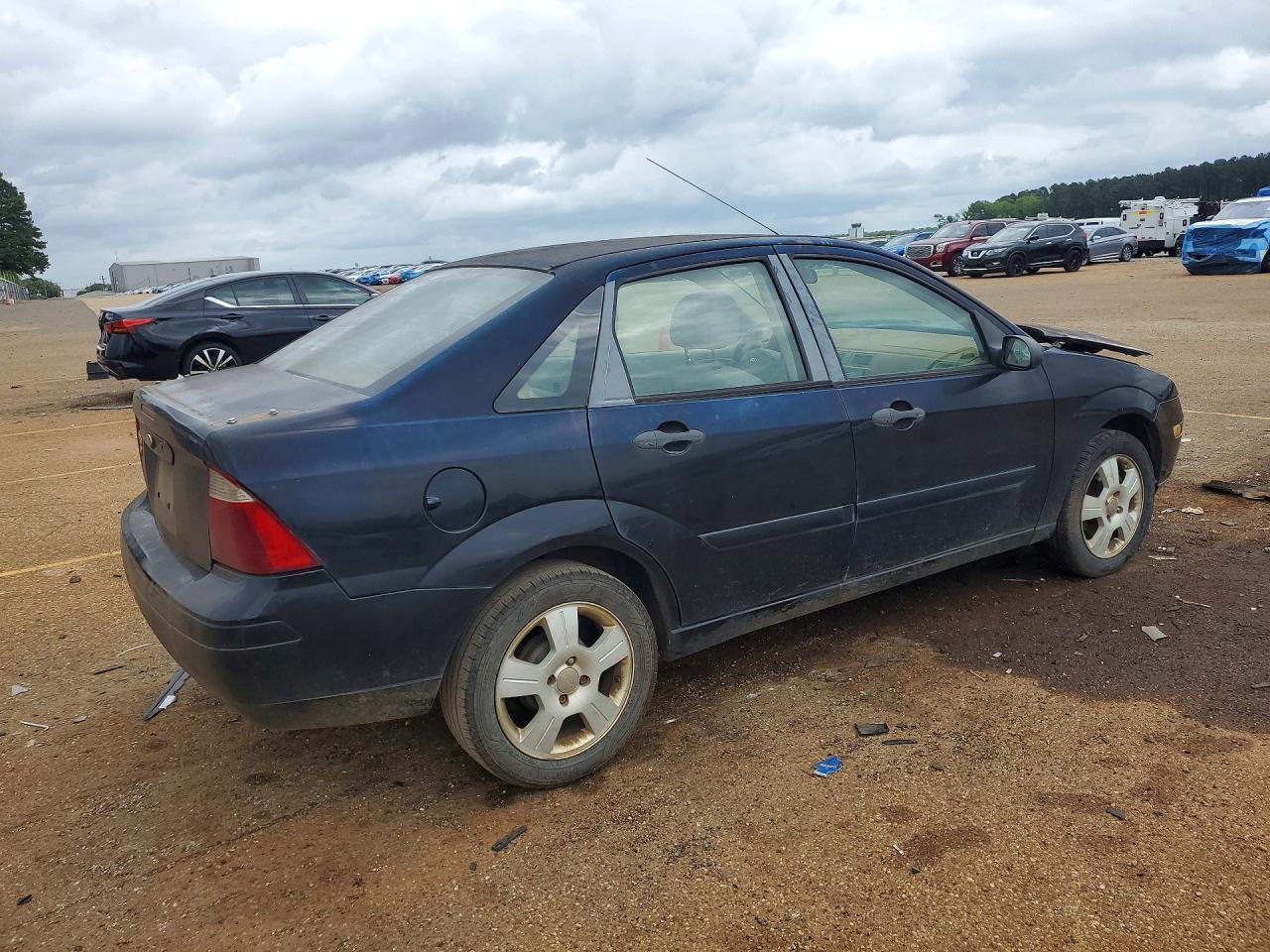 2007 FORD FOCUS ZX4 photo 7